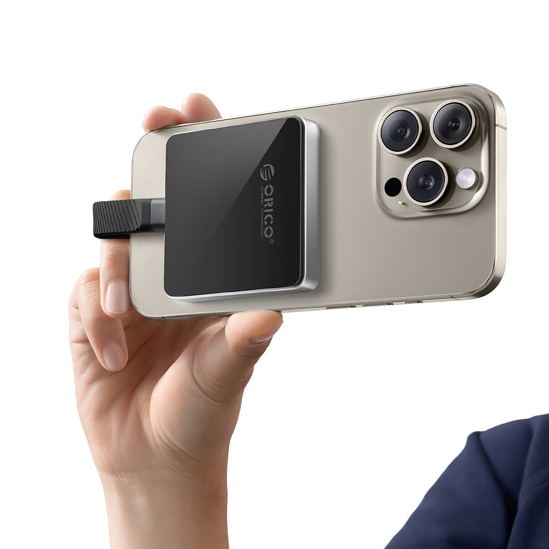 Kieszeń obudowa na dysk AP30-G2 M.2 NVME z magnesem MagSafe USB-C – czarna Kieszeń obudowa na dysk AP30-G2 M.2 NVME z magnesem MagSafe USB-C – czarna