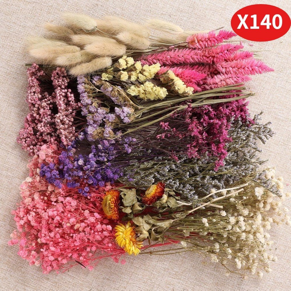 Zestaw 140 mini suszonych kwiatów w odcieniach różu, 11 rodzajów Zestaw 140 mini suszonych kwiatów w odcieniach różu, 11 rodzajów
