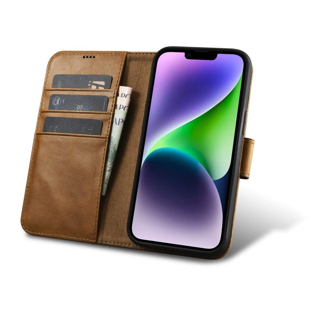 2w1 etui skórzany pokrowiec z klapką iPhone 14 Plus Anti-RFID Oil Wax Wallet Case jasno-brązowy 2w1 etui skórzany pokrowiec z klapką iPhone 14 Plus Anti-RFID Oil Wax Wallet Case jasno-brązowy