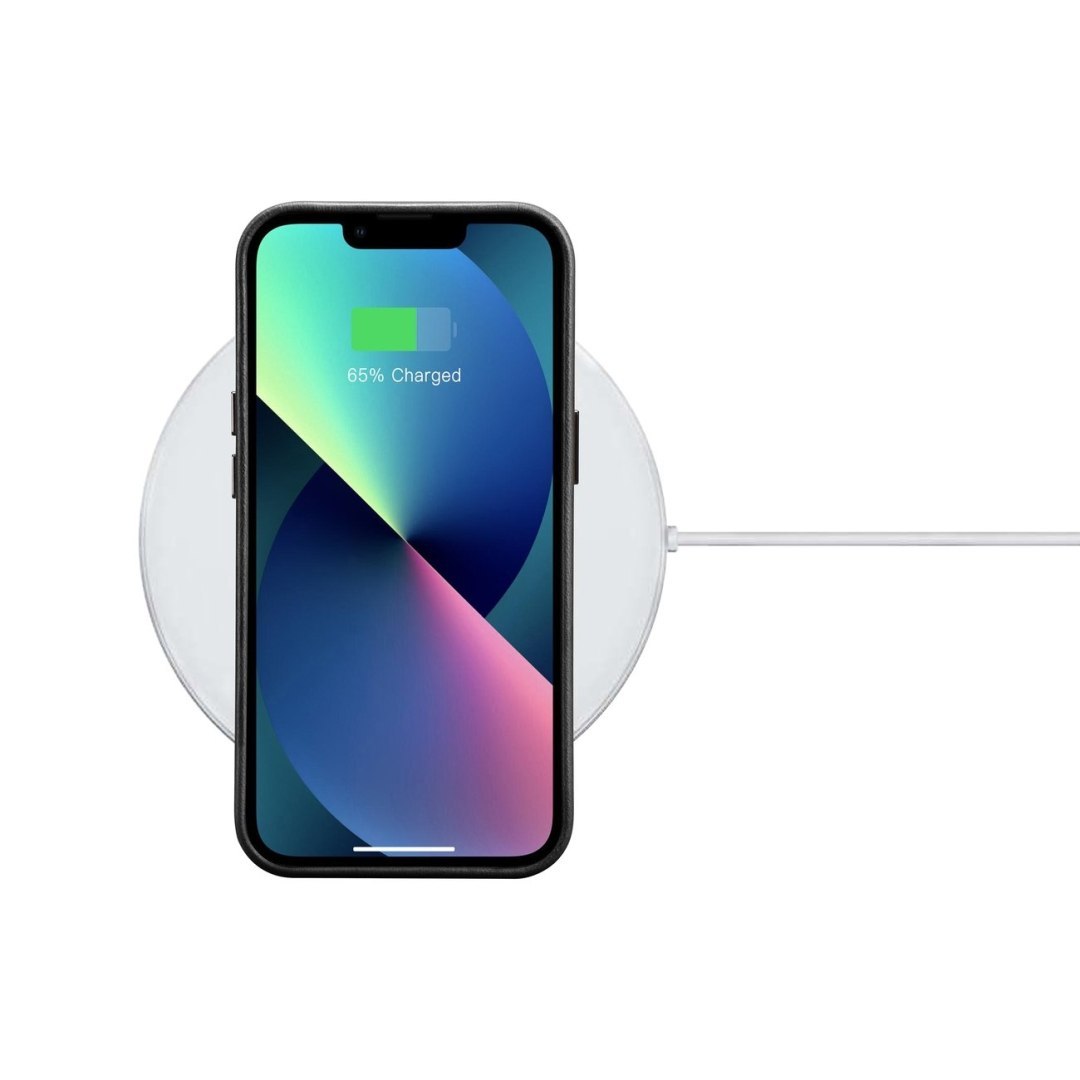 Skórzane etui iPhone 14 Plus magnetyczne z MagSafe Oil Wax Premium Leather Case czarny Skórzane etui iPhone 14 Plus magnetyczne z MagSafe Oil Wax Premium Leather Case czarny