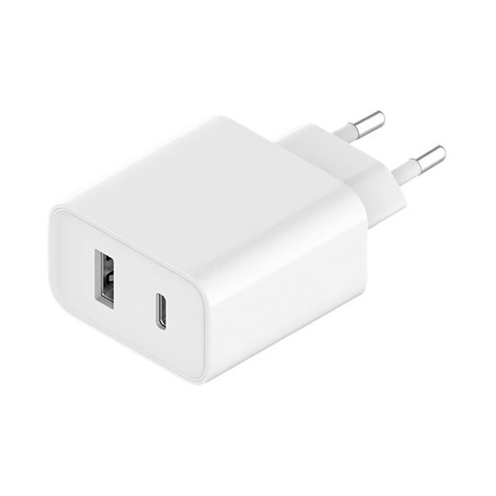 Szybka ładowarka sieciowa Xiaomi Travel Charger Combo USB / USB-C 33W PD biała Szybka ładowarka sieciowa Xiaomi Travel Charger Combo USB / USB-C 33W PD biała
