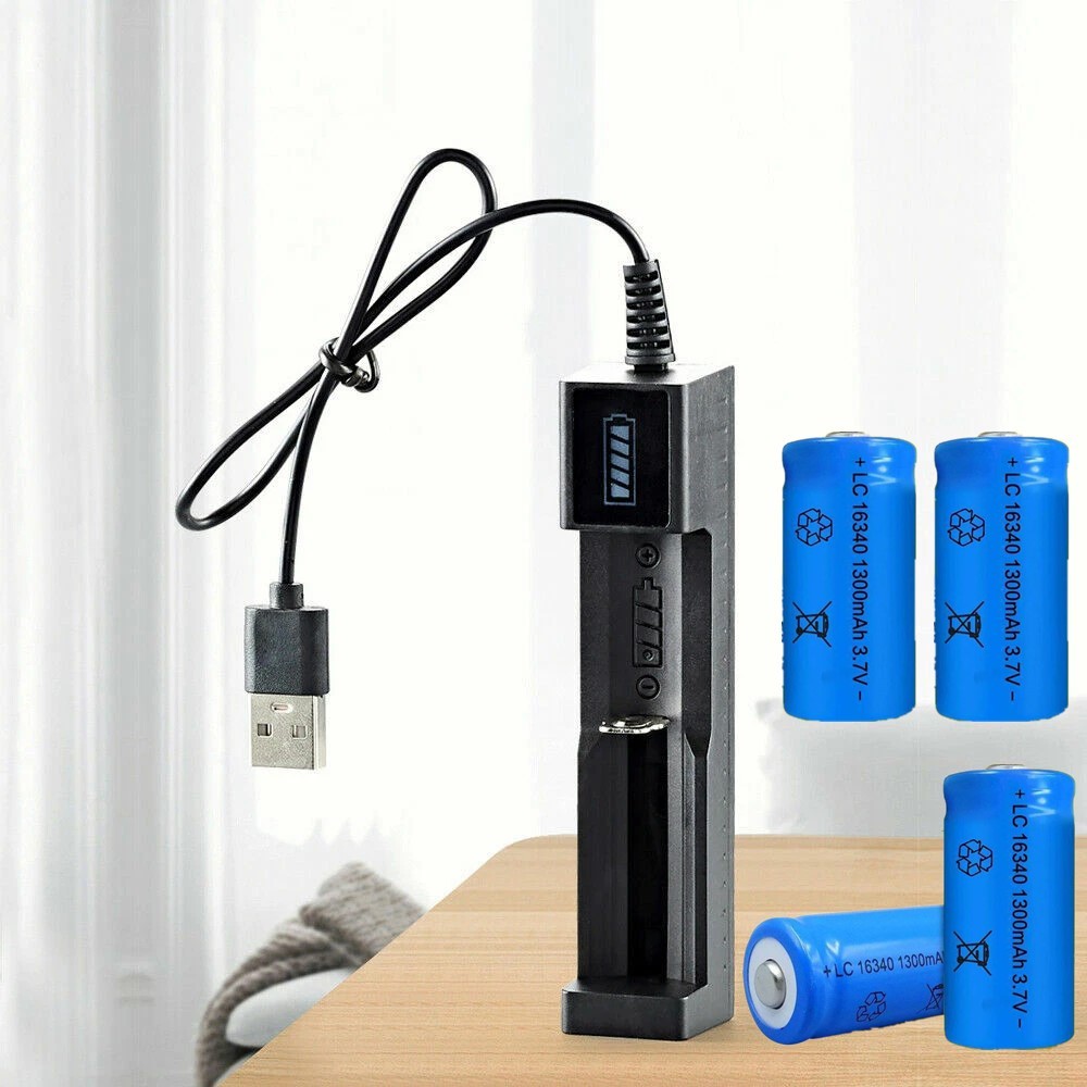 Akumulator 16340 Li-Ion 1300mAh 3.7V z ładowarką USB Akumulator 16340 Li-Ion 1300mAh 3.7V z ładowarką USB