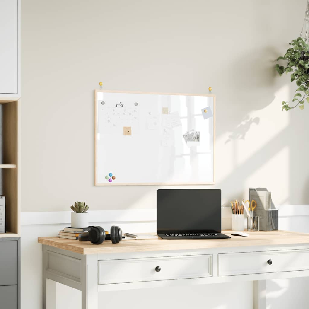 Tablica magnetyczna 80×55 cm z ramą z drewna sosnowego Tablica magnetyczna 80×55 cm z ramą z drewna sosnowego
