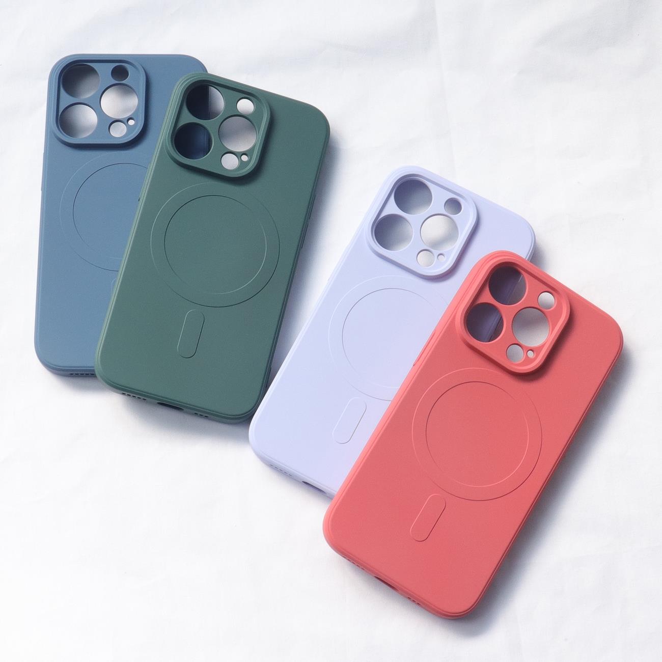 Silikonowe etui z MagSafe do iPhone 15 Plus Silicone Case różowe Silikonowe etui z MagSafe do iPhone 15 Plus Silicone Case różowe